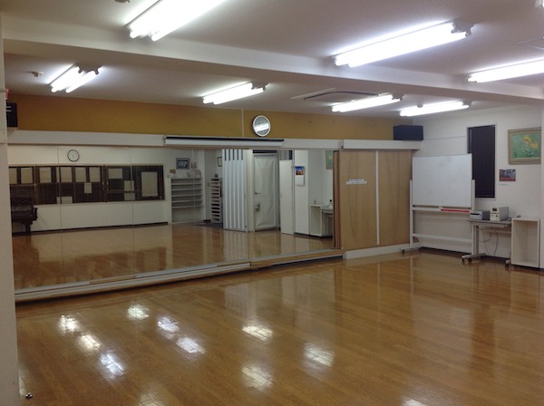 モリイホール（藤沢市善行）正面図